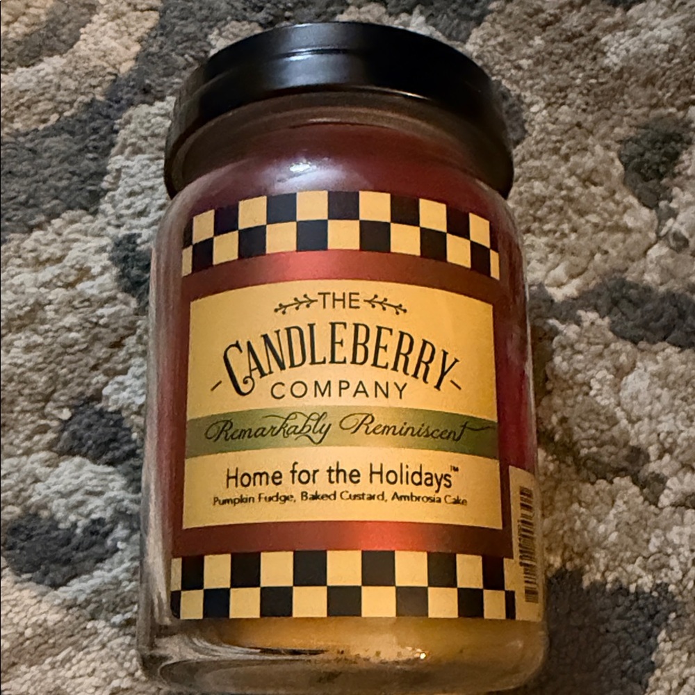 Home for the Holidays Scented Candle - Red